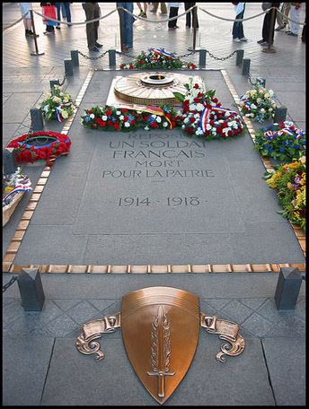 Arc de Triomphe, Tomb of the Unknown Soldier 